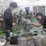 モーター整備の様子